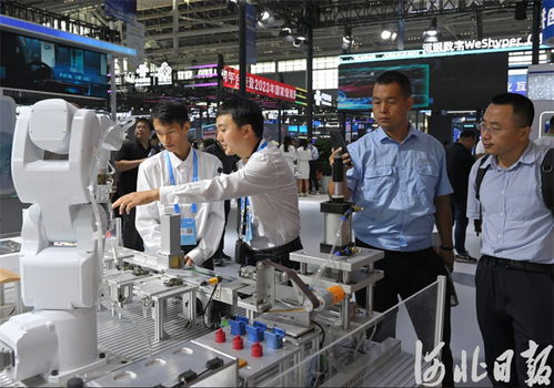 高清大图 数字经济鲜体验——凤凰网河北的网络技术研发探索